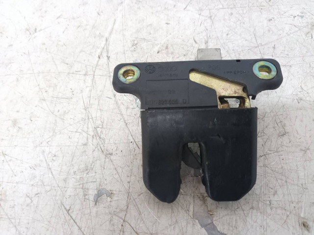 8D5827505D VAG  en stock Gandía
