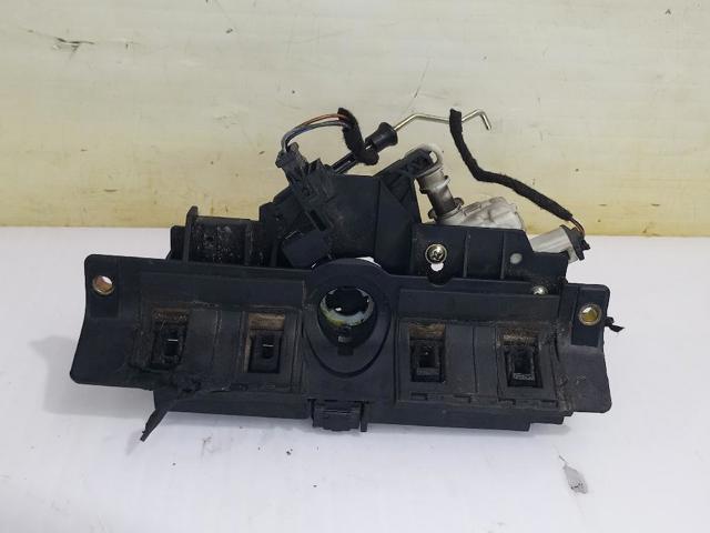 VAG 8D9827565H Cerradura de maletero  en stock Salamanca