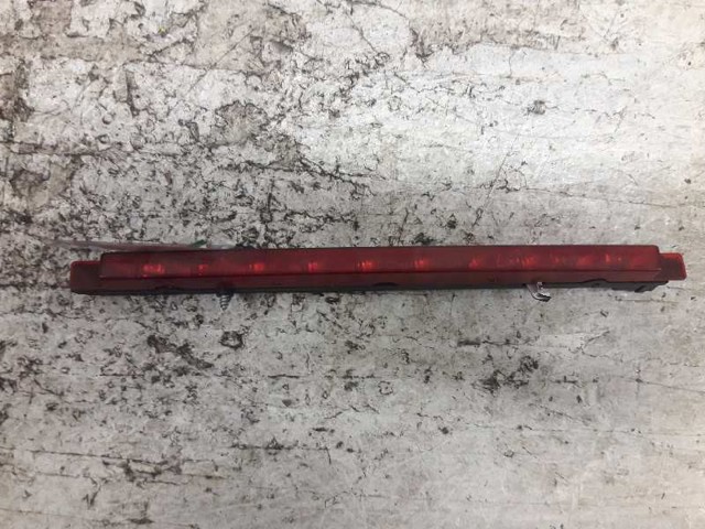 8D9945097B VAG Luz de freno trasera adicional  comprar en Oviedo