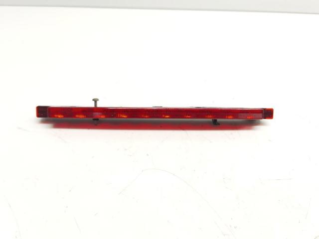 Luz de freno adicional Audi A4  (8D5)
