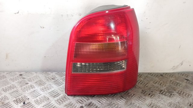 Tablero De Luces Traseras De Contacto 8D9945257 VAG