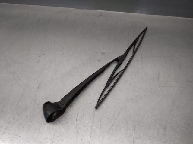8D9955407A VAG Brazo del limpiaparabrisas, trasero  en stock Huelva
