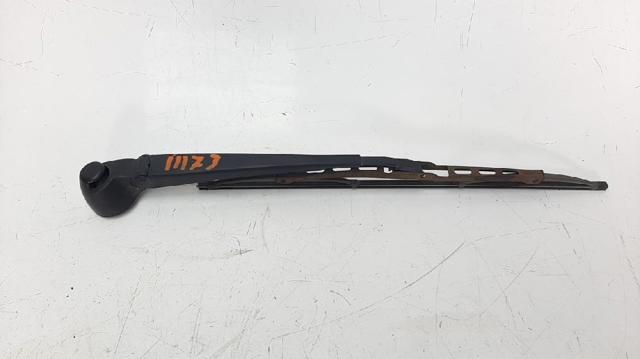 8D9955407A VAG Brazo del limpiaparabrisas, trasero  en stock Córdoba
