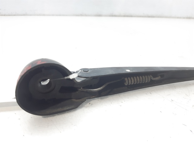 VAG 8D9955407A Brazo del limpiaparabrisas, trasero  en stock Salamanca
