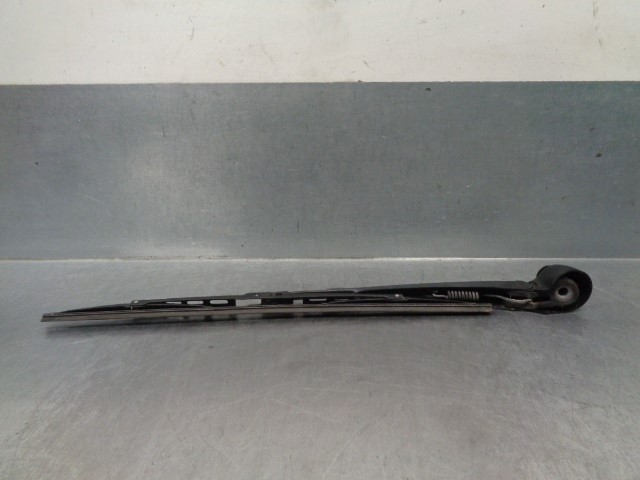 8D9955407A VAG Brazo del limpiaparabrisas trasero  comprar en Lleida