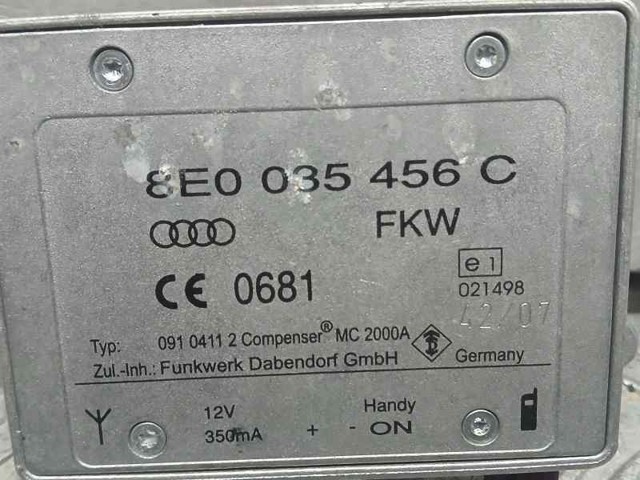 8E0035456C VAG Amplificador de señal de antena  en stock Córdoba