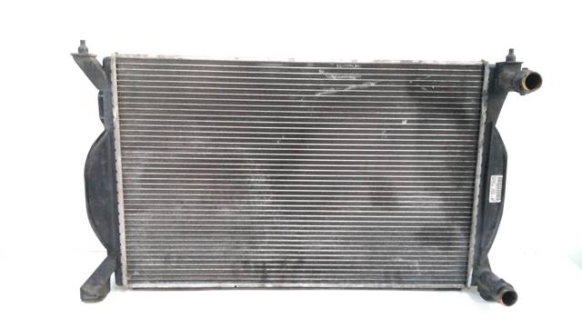8E0121251 Radiador de refrigeración del motor  comprar en Pontevedra