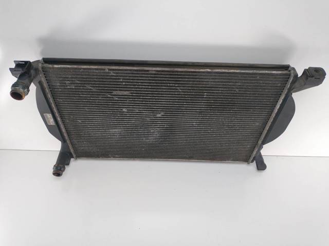 8E0121251 VAG Radiador comprar Madrid