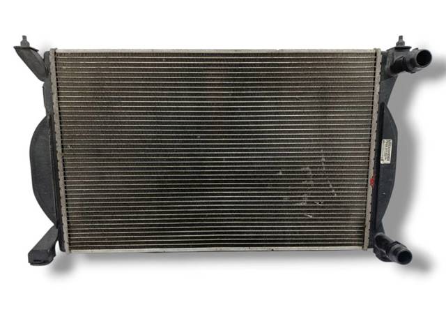 8E0121251A VAG Radiador de refrigeración del motor  disponible Vigo