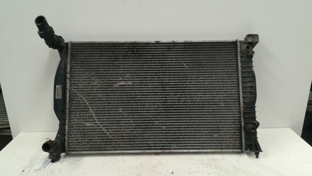 VAG 8E0121251L Radiador comprar Pamplona