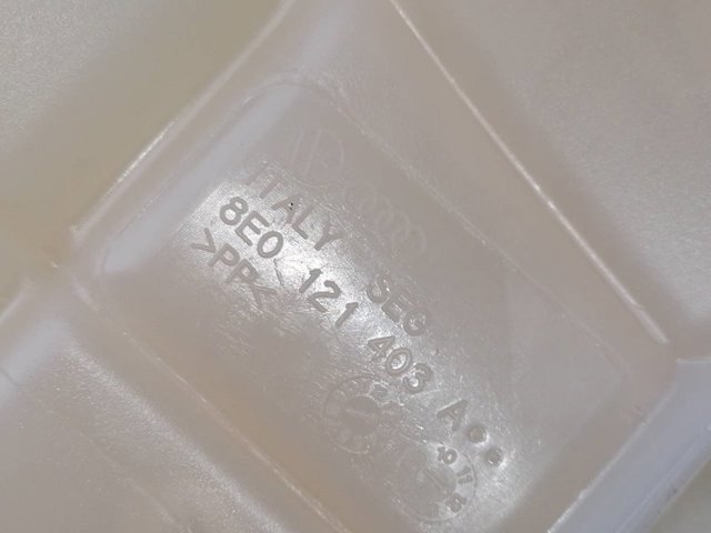 VAG 8E0121403A Vaso de expansión comprar Barcelona