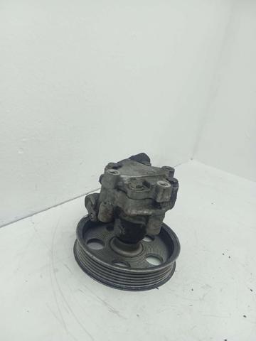 8E0145153 VAG Bomba de dirección asistida  comprar en Oviedo