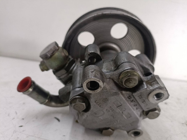 8E0145153 VAG Bomba de dirección  en stock Gandía