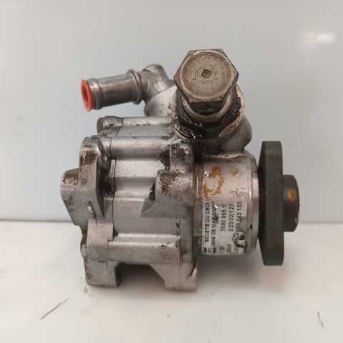 8E0145155 Bomba de dirección  en stock Castellón