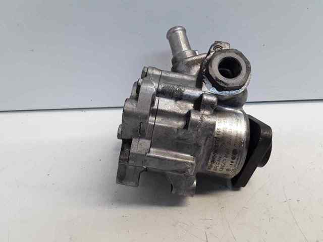 8E0145155 Bomba de dirección asistida  comprar en Reus
