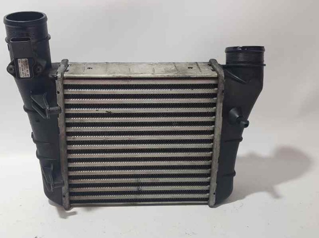 8E0145805AA VAG Intercooler  en stock Gandía