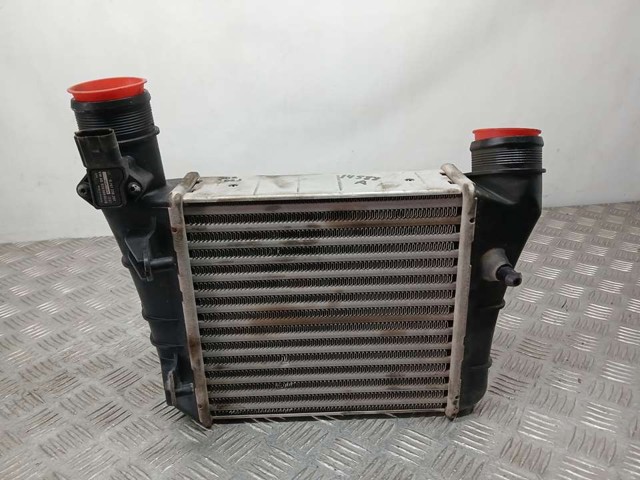 8E0145805AA VAG Intercooler  en stock Huelva