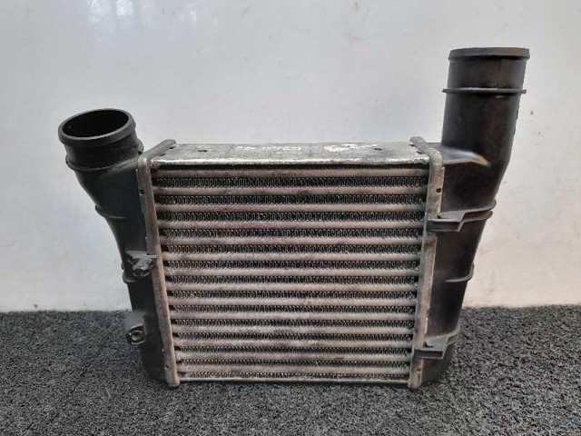 VAG 8E0145805F Intercooler comprar Pamplona