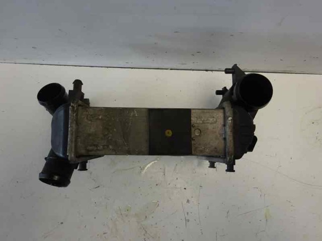 8E0145805P Intercooler  comprar en Zaragoza
