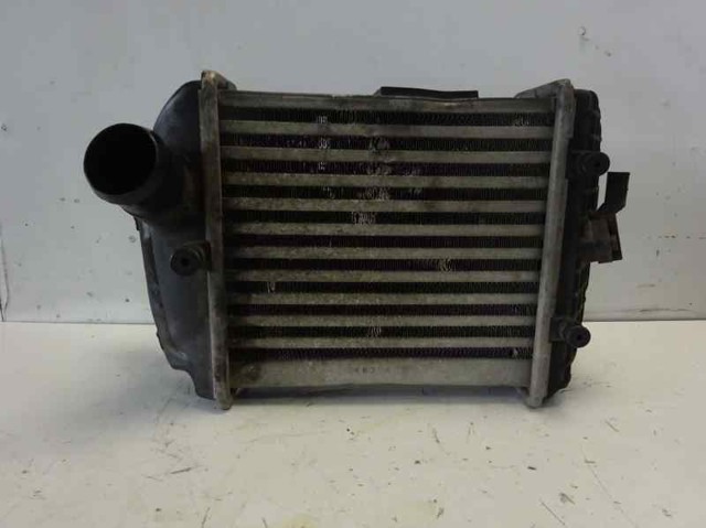 8E0145805P Intercooler  comprar en Reus