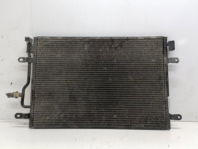 Radiador calefaccion / aire acondicionado para audi a4 berlina (8e) 1.9 tdi (96kw) awx 8E0260401B