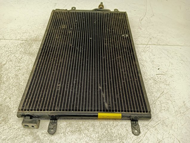 VAG 8E0260403B Condensador aire acondicionado  en stock Terrassa