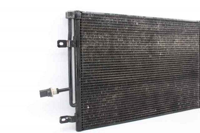 8E0260403T VAG Condensador de aire acondicionado  comprar en Oviedo