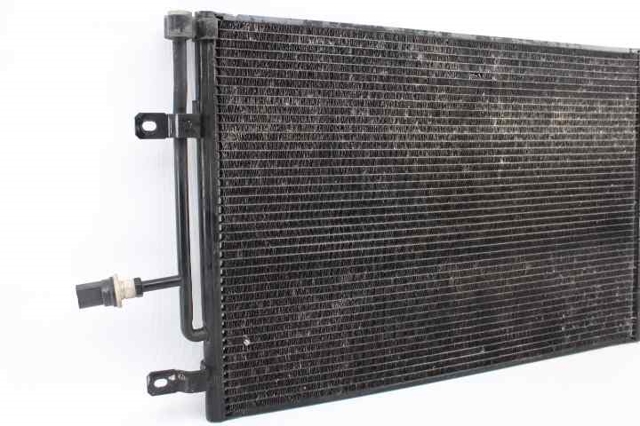 8E0260403T VAG Condensador de aire acondicionado  comprar en Jaén