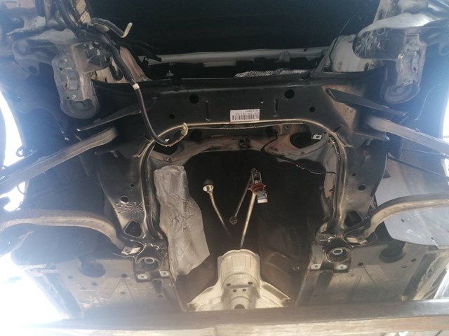 Subchasis delantero soporte motor 8E0399313BD VAG/Audi