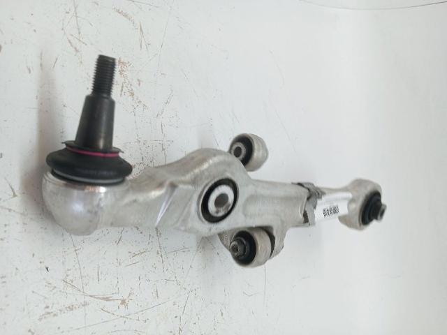 VAG 8E0407151R Brazo inferior izquierdo/derecho de suspensión delantera  disponible Lugo