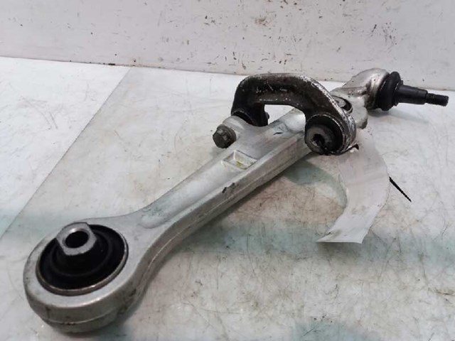 VAG 8E0407151R Brazo inferior izquierdo/derecho de suspensión delantera comprar Tarragona