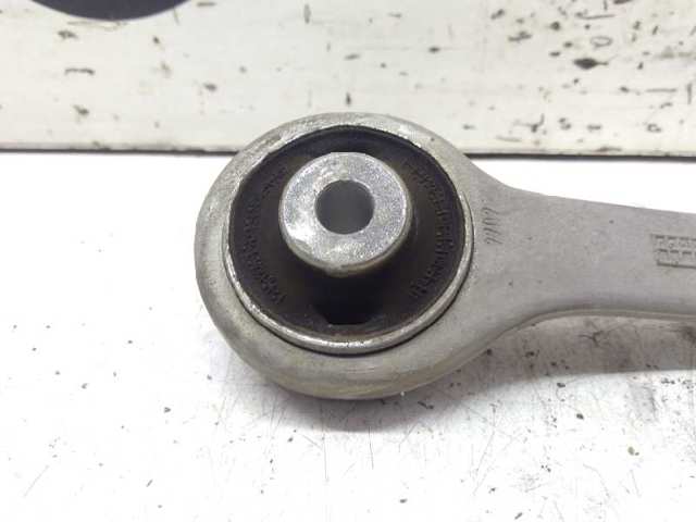VAG 8E0407506A Brazo superior derecho de la suspensión delantera comprar Tarragona