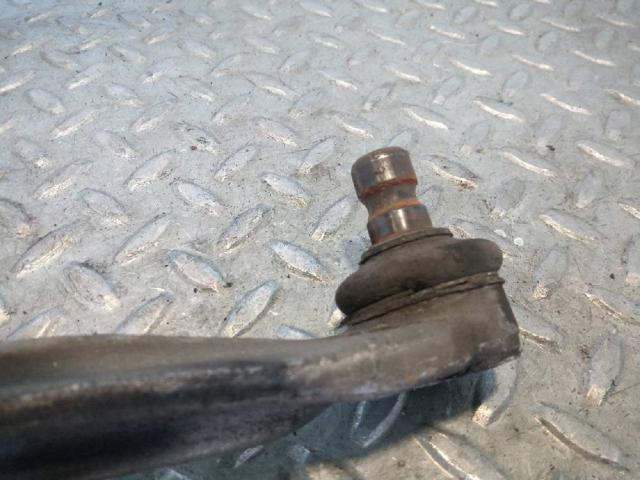 8E0407506P Brazo superior derecho de la suspensión delantera  comprar en Reus