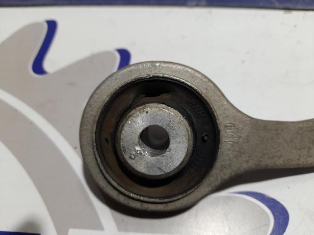 8E0407509P Brazo superior izquierdo de la suspensión delantera comprar Almería