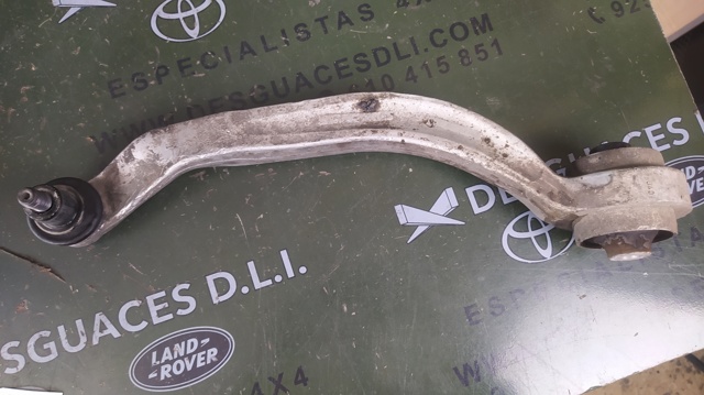 VAG 8E0407693 Brazo inferior izquierdo de la suspensión delantera comprar Barcelona