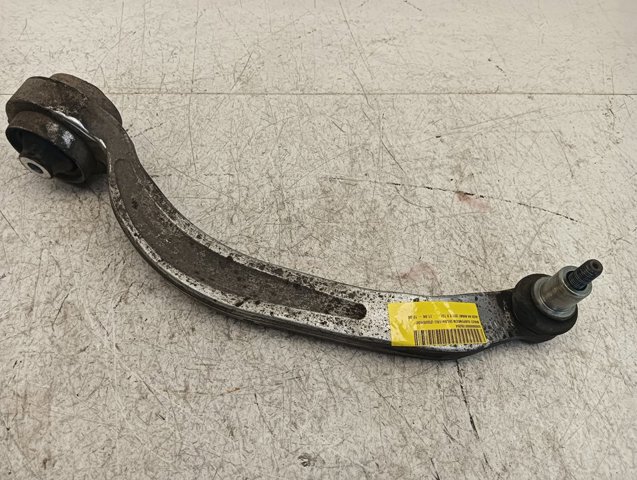 8E0407693AL Brazo inferior izquierdo de la suspensión delantera  disponible Málaga