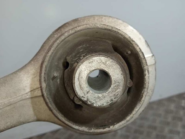 8E0407693AL Brazo inferior izquierdo de la suspensión delantera comprar Girona