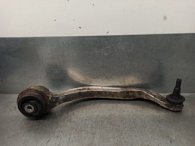 8E0407694Q VAG Brazo inferior derecho de la suspensión delantera  comprar en Lleida
