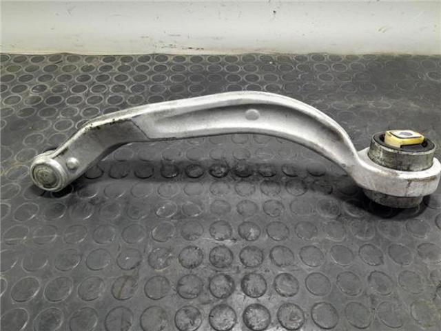 VAG 8E0407694Q Brazo inferior derecho de la suspensión delantera comprar Tarragona