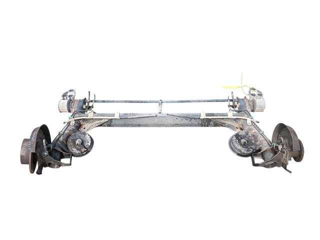 Subchasis trasero 8E0500051T VAG