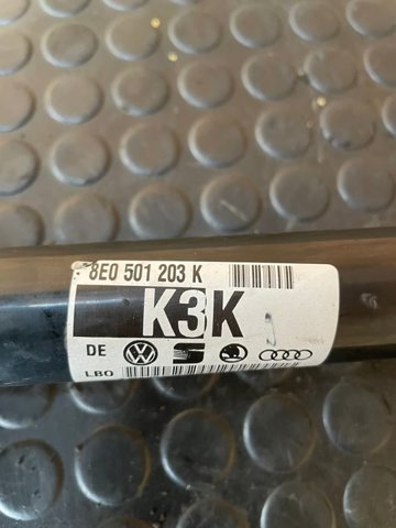 VAG 8E0501203K Semieje trasero izquierdo  comprar en Albacete