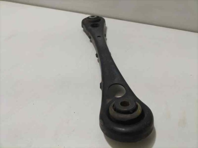 8E0501529K Brazo transversal de suspensión trasera comprar Girona