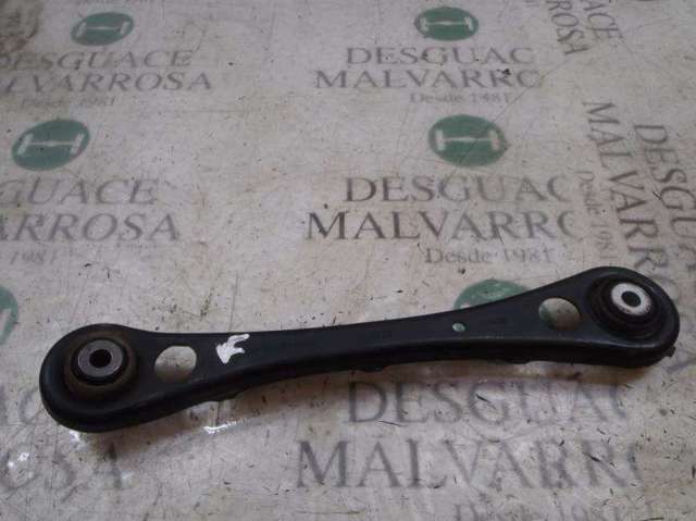 8E0501529P Brazo transversal de suspensión trasera  disponible Burgos