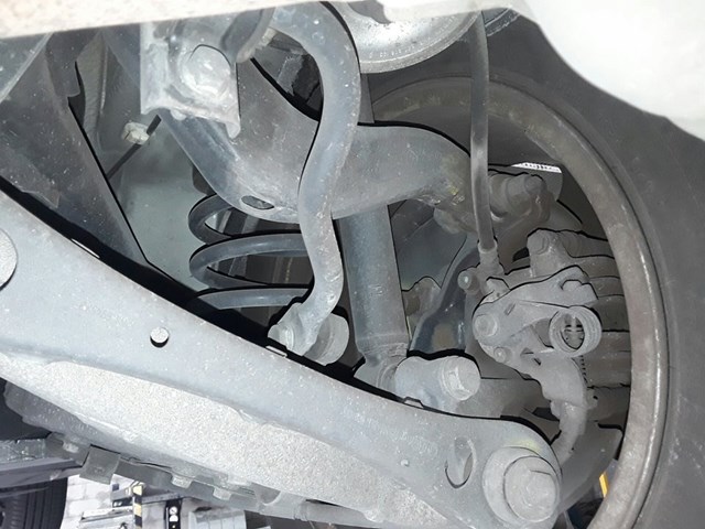 Brazo suspension (control) trasero inferior derecho 8E0505312AD VAG/Audi