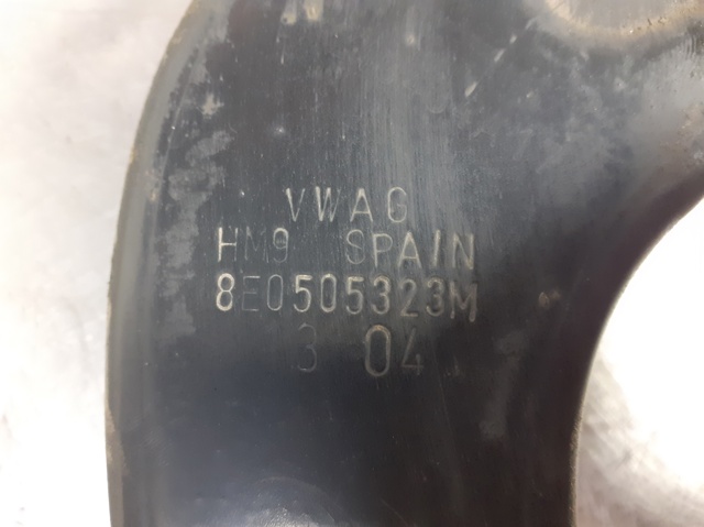 8E0505323M Brazo superior izquierdo de la suspensión trasera  disponible Málaga