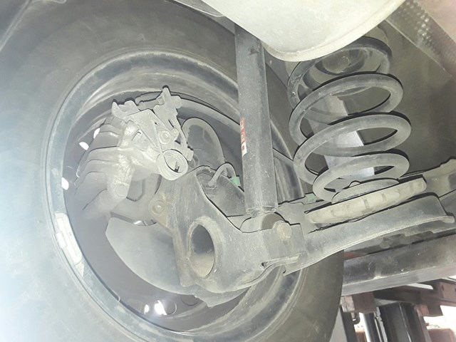 Muñón del eje, suspensión de rueda, trasero izquierdo 8E0505435N VAG/Audi