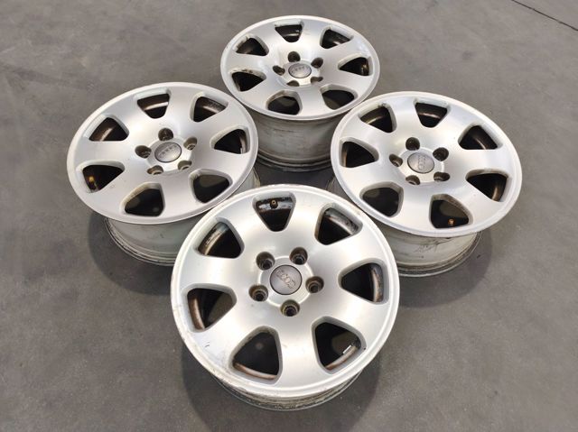 8E0601025 Llantas comprar Sevilla