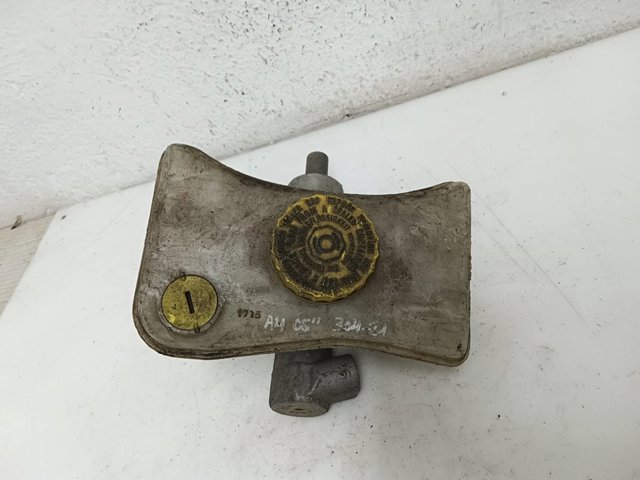 8E0611301G Depósito del líquido de frenos del cilindro maestro  comprar en Reus