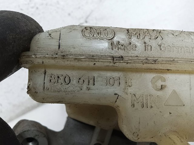 8E0611301G VAG Depósito del líquido de frenos del cilindro maestro  disponible Vigo
