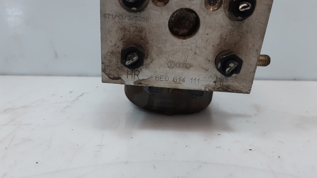 8E0614111 VAG